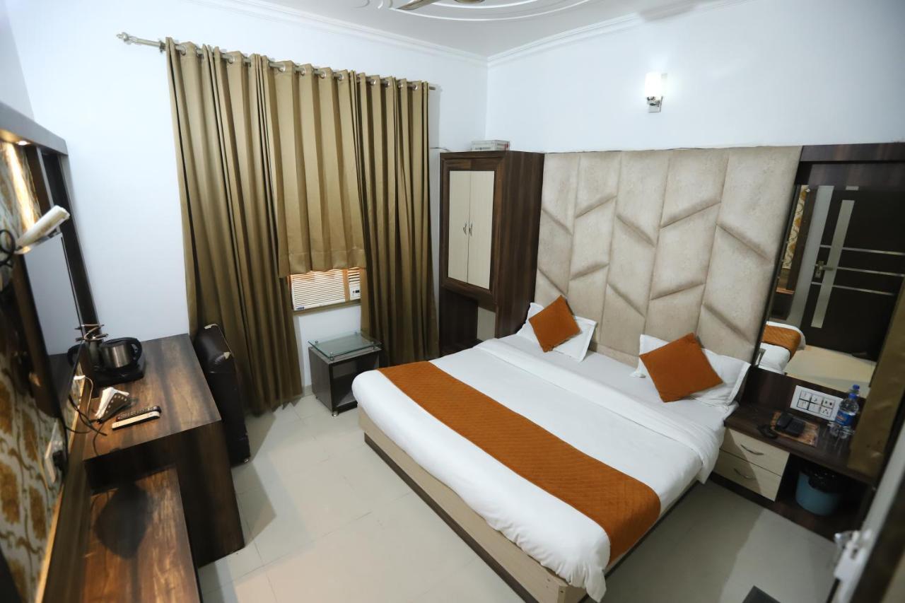 Malhotra 50 Meter From Golden Temple Hotel Amritsar
