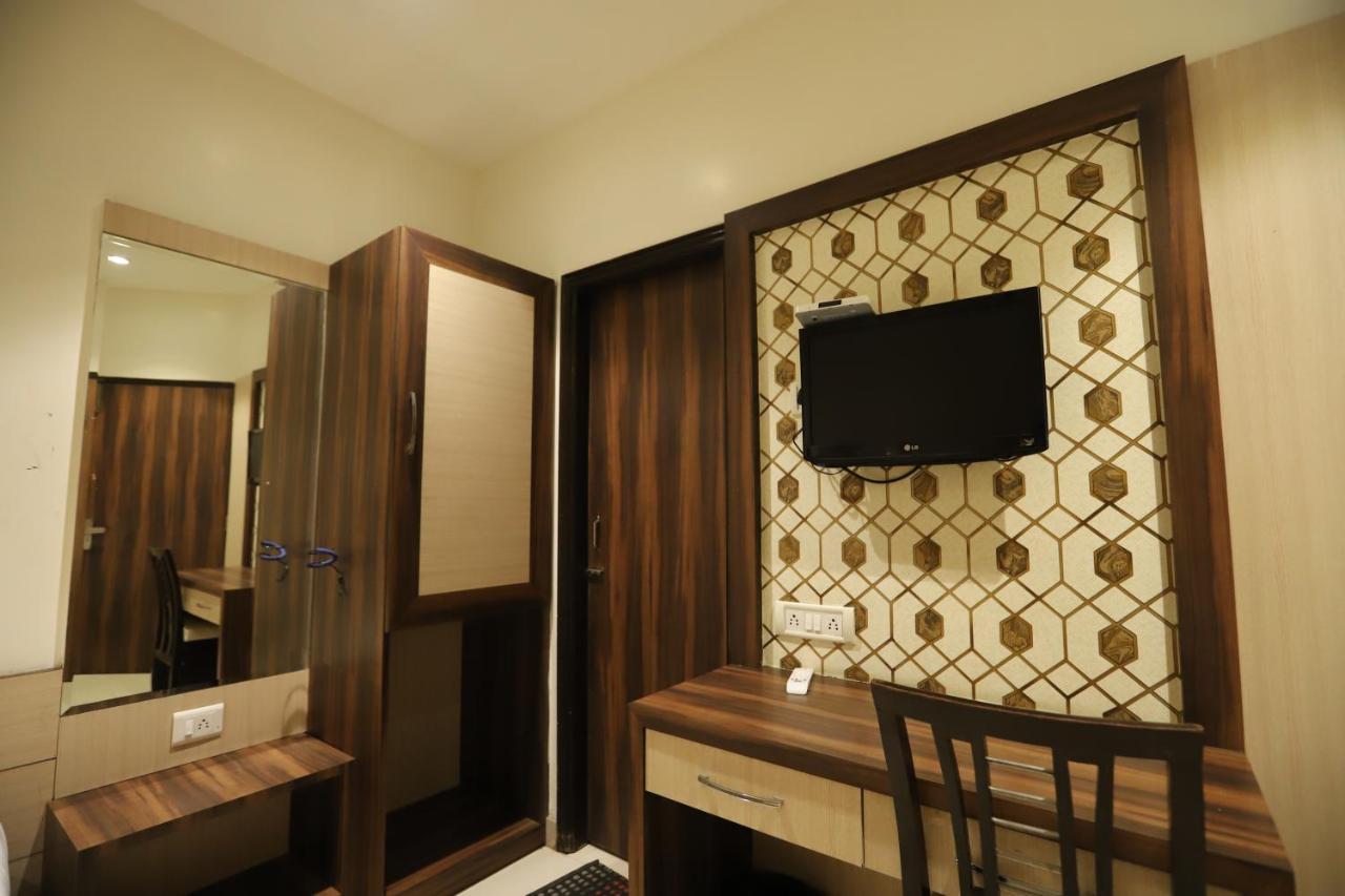 Malhotra 50 Meter From Golden Temple Hotel 3*