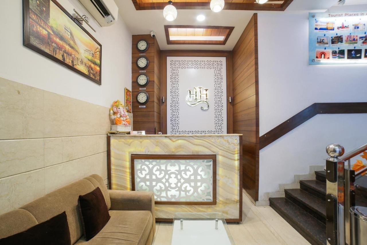 Super Townhouse Hollywood Heights Amritsar