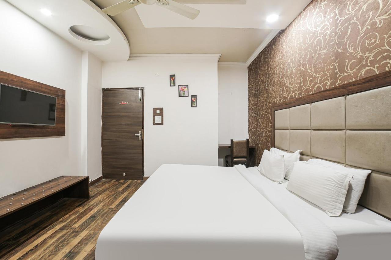 Hotel Super Townhouse Hollywood Heights Amritsar