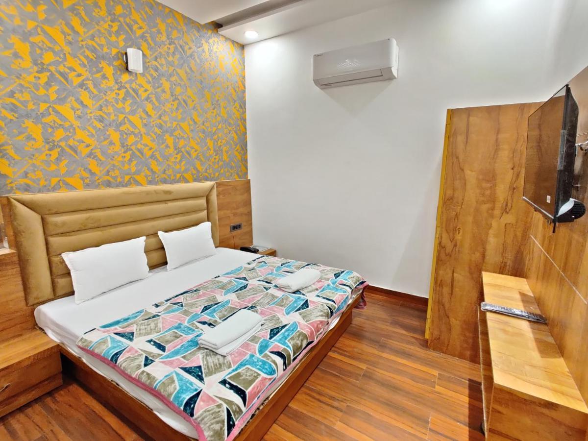 Hotel 4s Niwas - 100 Meters From Golden Temple 3*