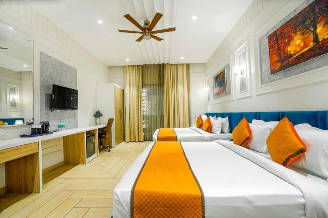 Greenwood Hotel
