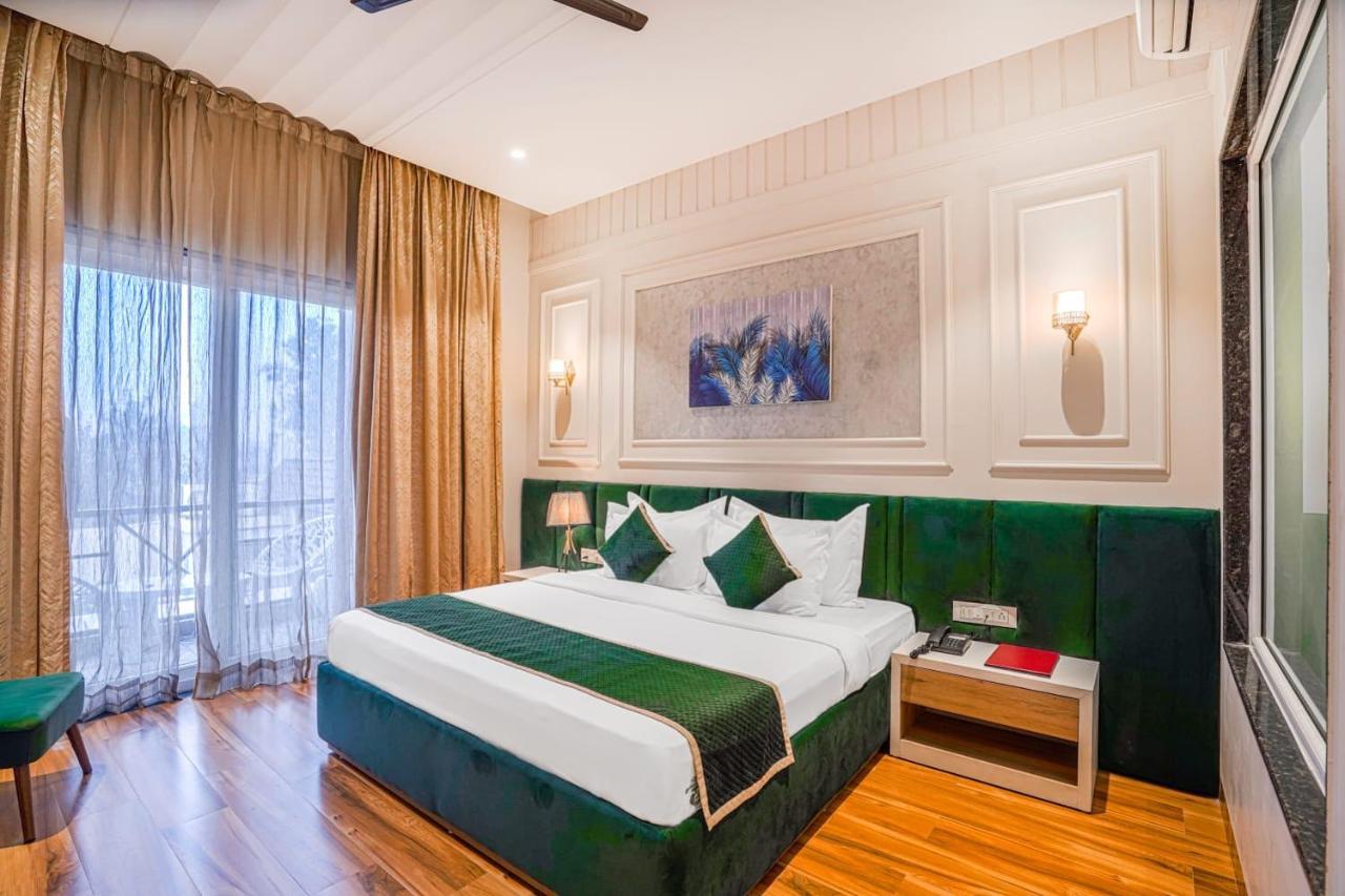 Hotel Greenwood 3*