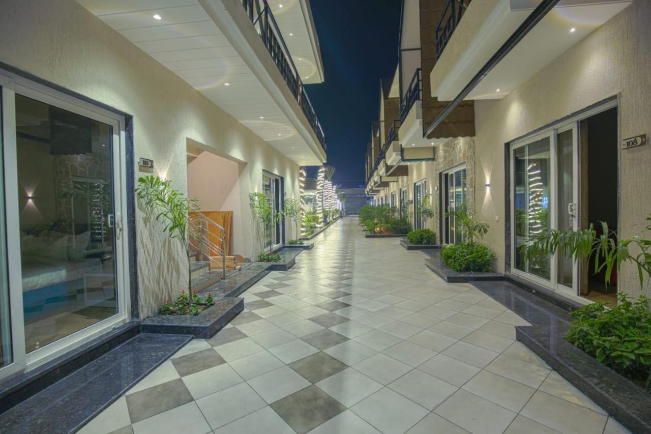 Greenwood Hotel
