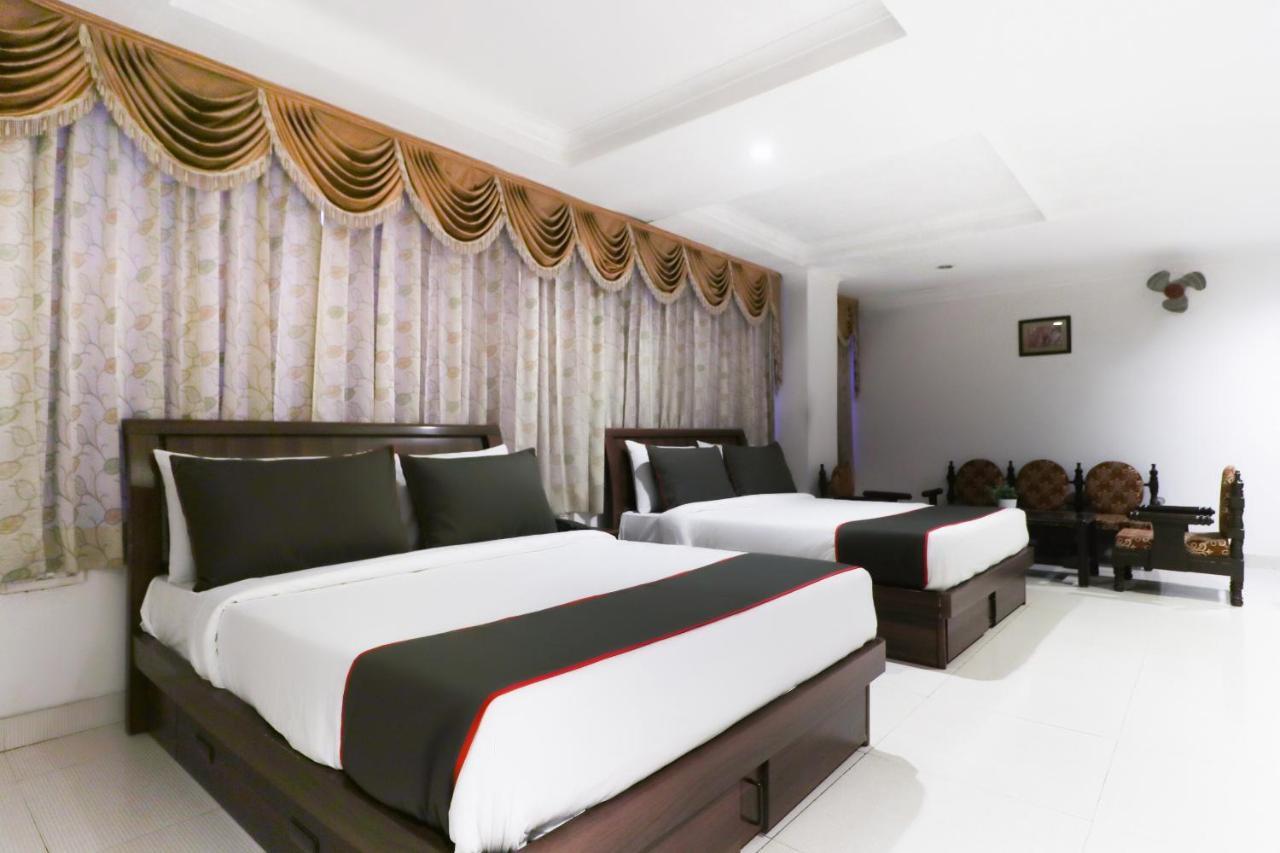 Oyo 13365 Teg Royal Hotel Amritsar