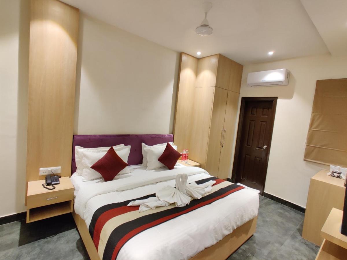 Hotel Dua Grand By Dua Hospitality -300 Meters From Golden Temple Amritsar