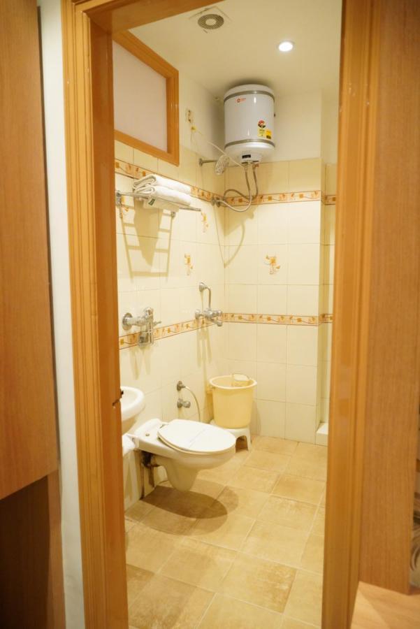 Hotel Malhotra 50 Meter From Golden Temple 3*