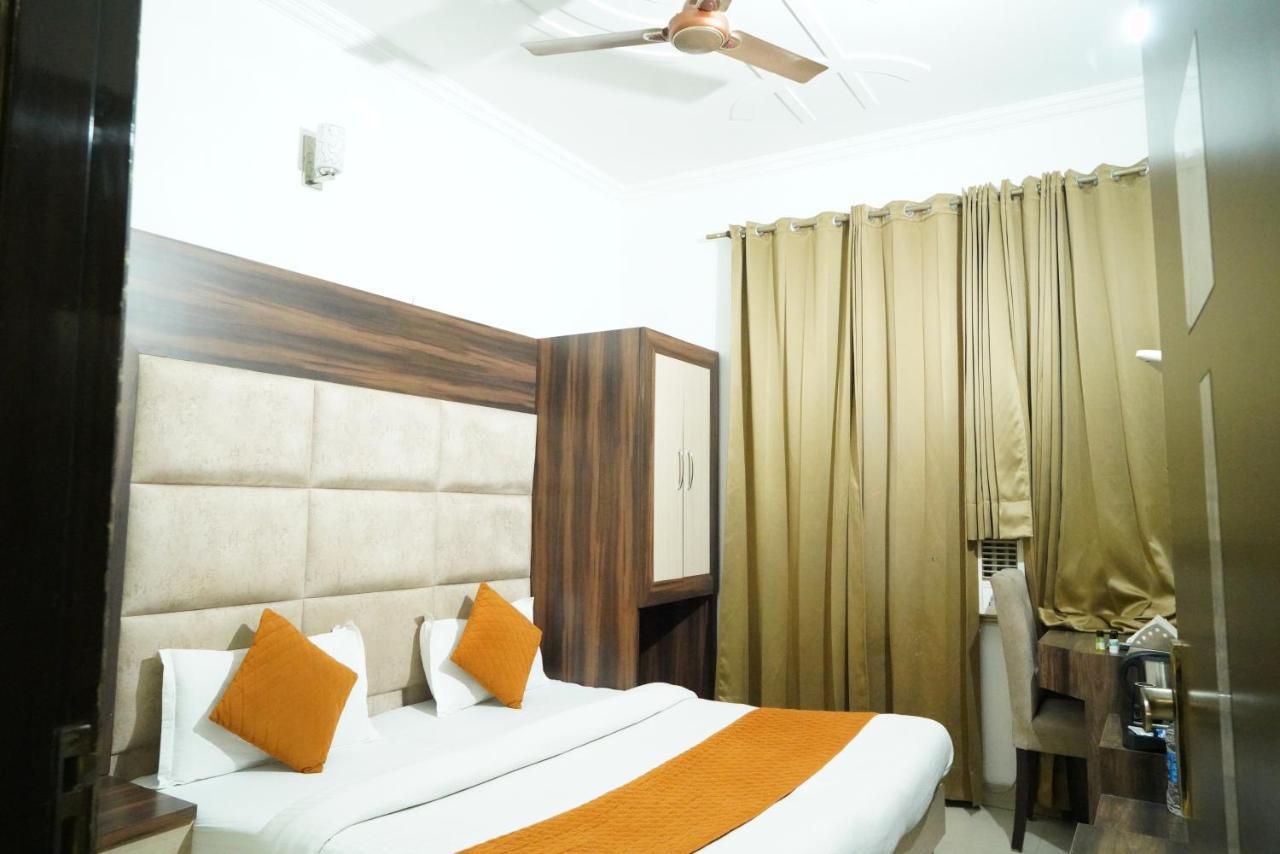 Malhotra 50 Meter From Golden Temple Hotel Amritsar