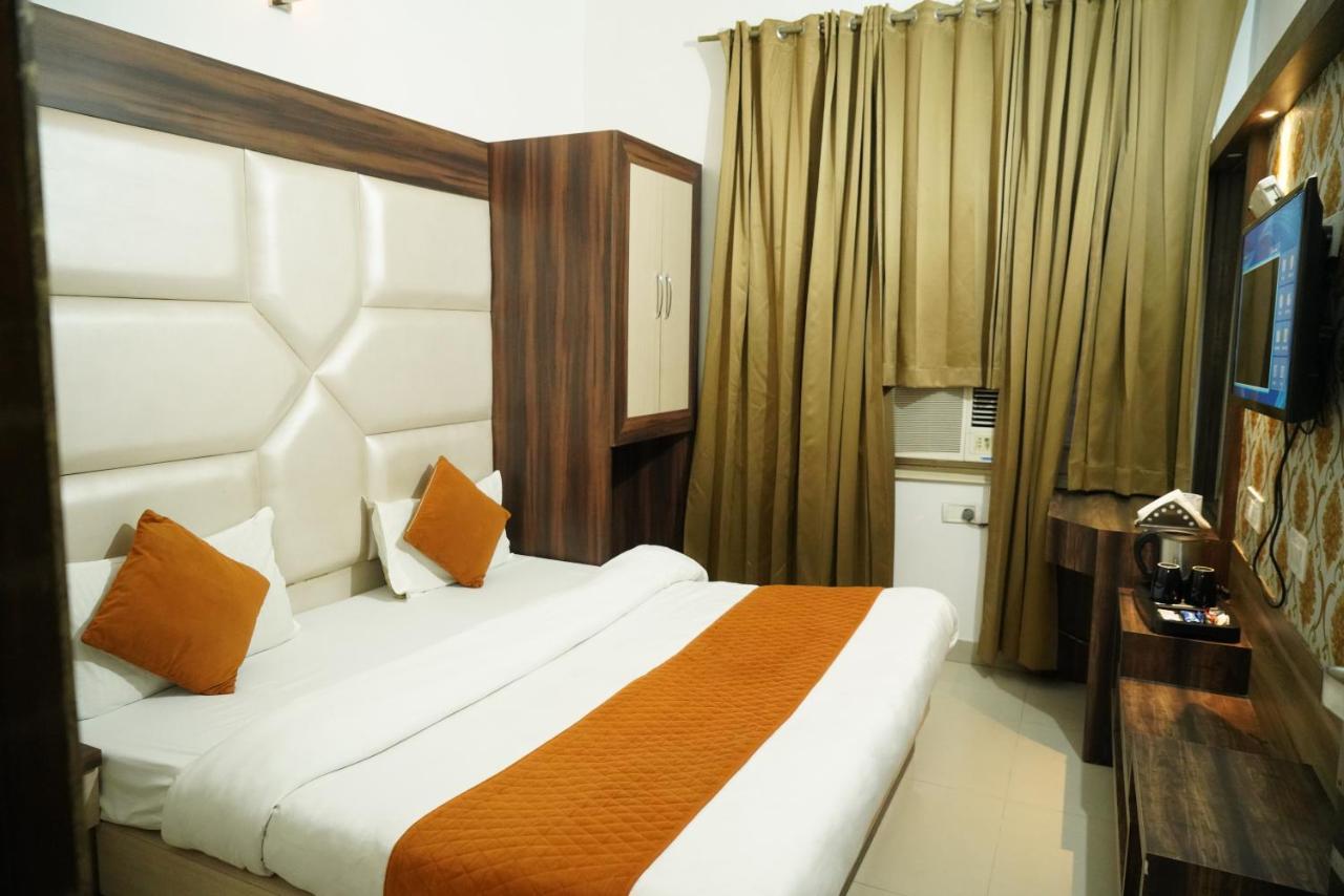 Malhotra 50 Meter From Golden Temple Hotel 3*