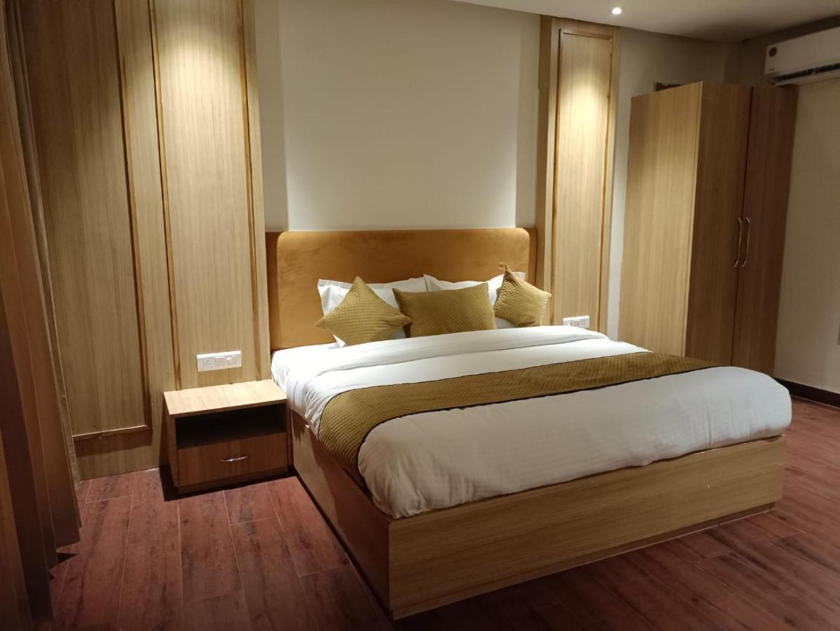 Hotel Dua Grand By Dua Hospitality -300 Meters From Golden Temple 3*
