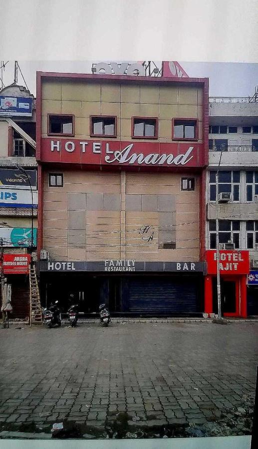 O Anand