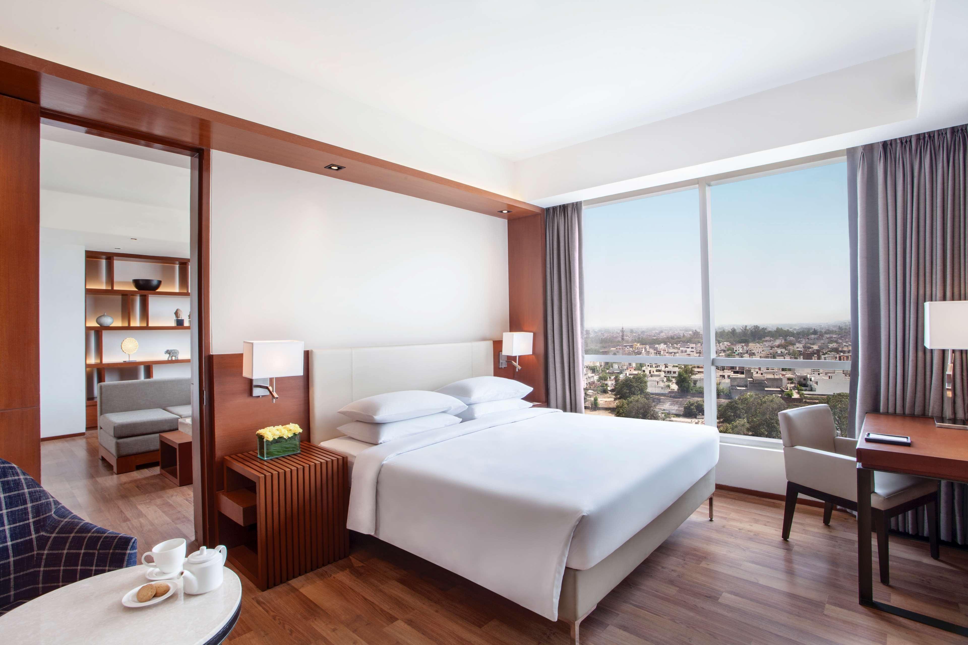 Hyatt Regency &