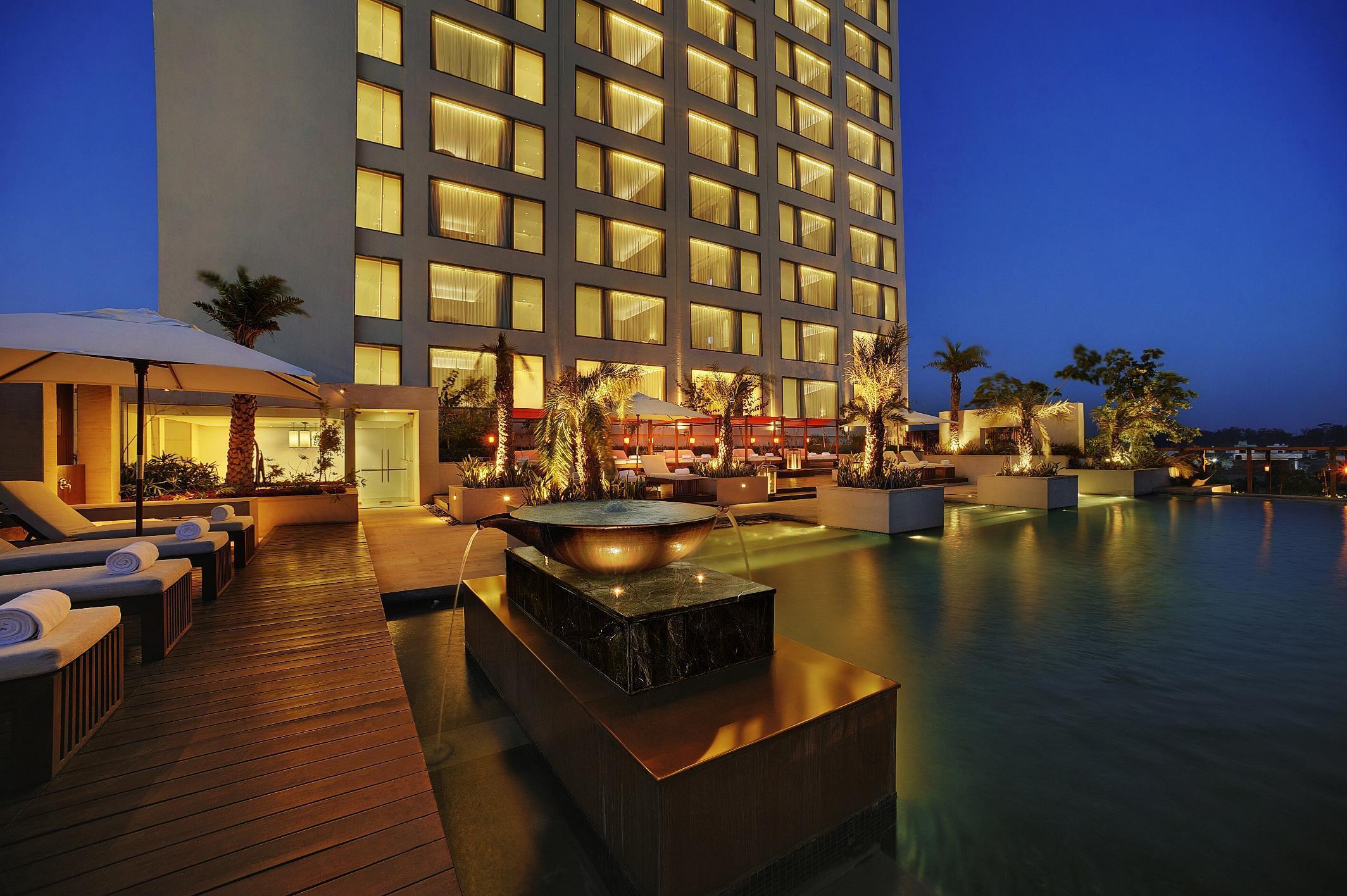 Hyatt Regency & 5*