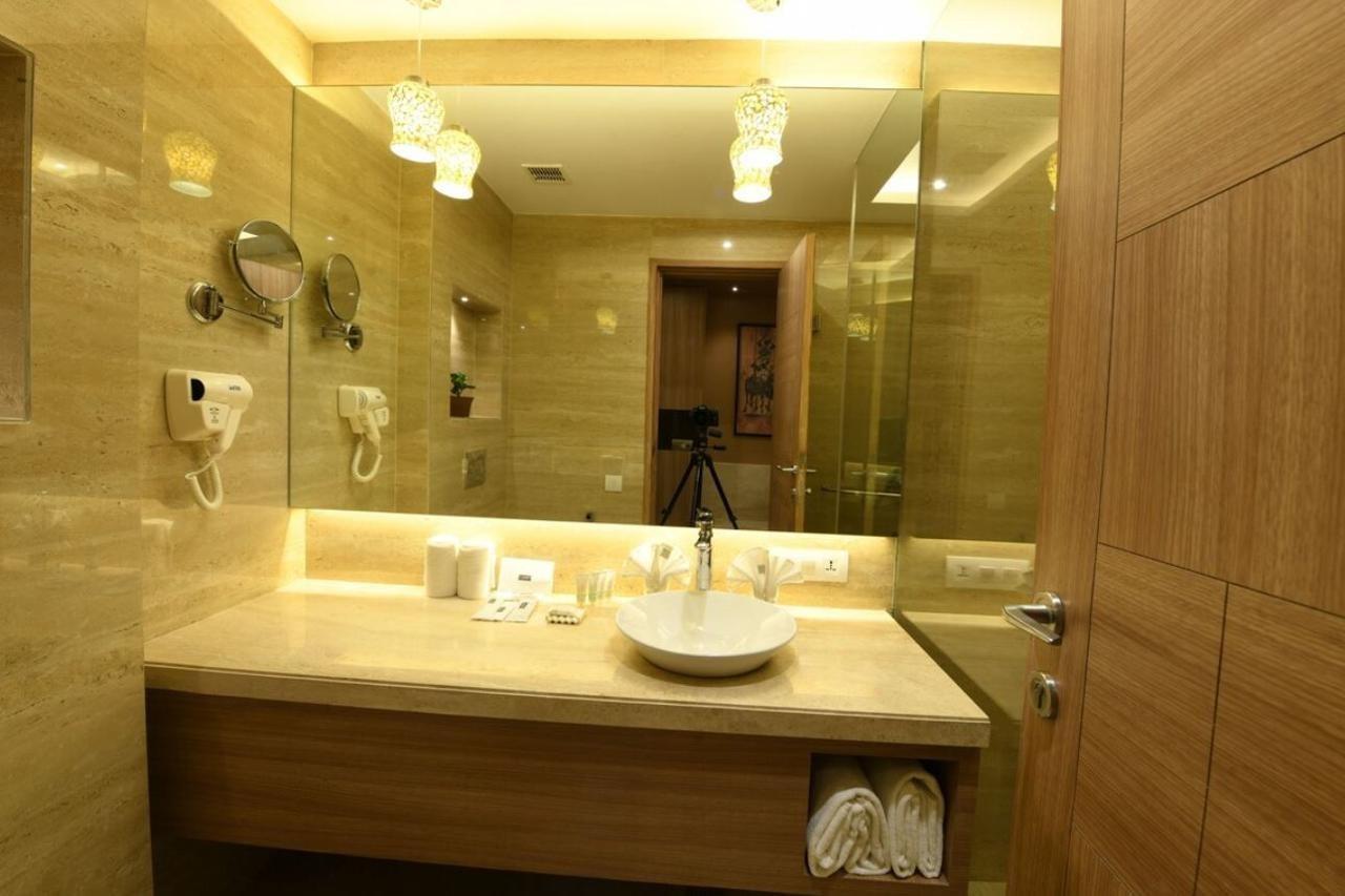 Hotel Surestay By Western 4*
