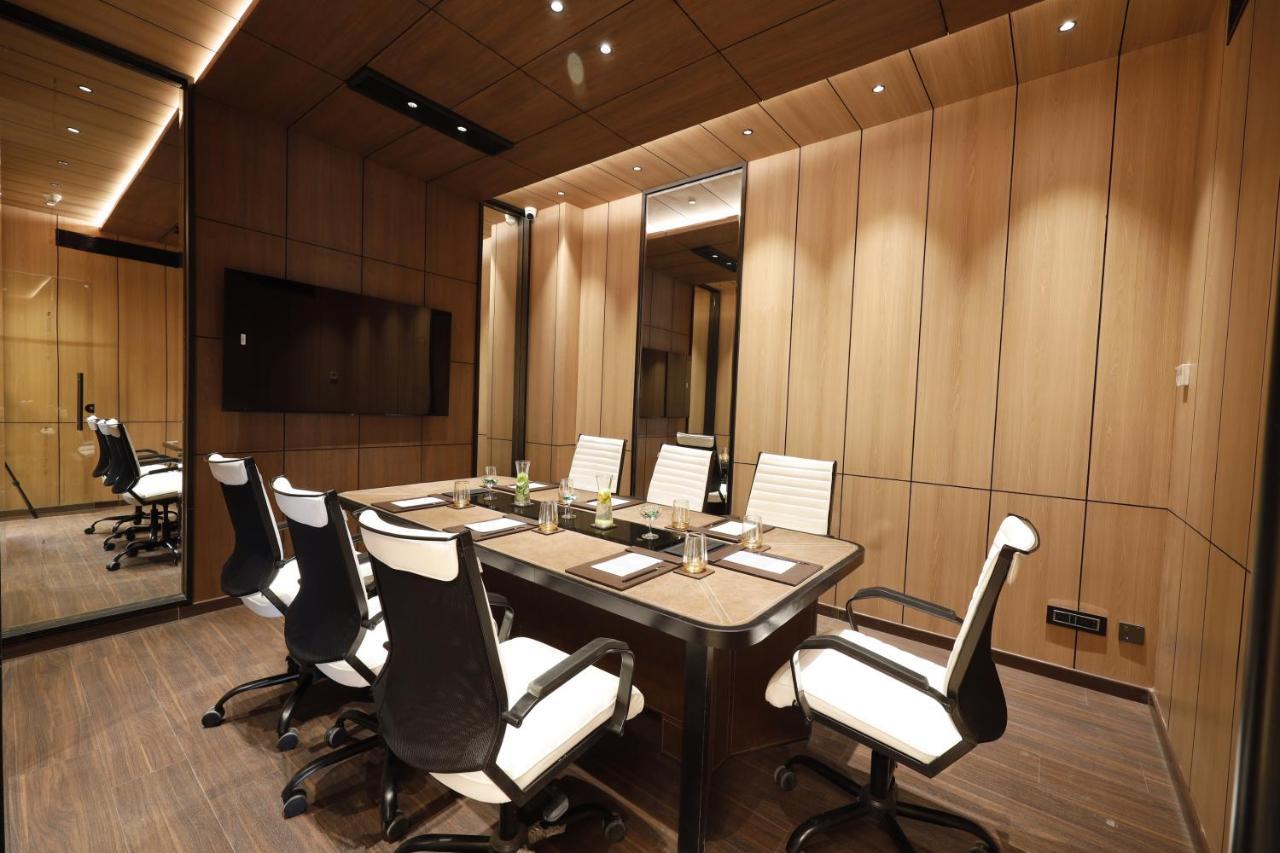 Fortune Ranjit Vihar, - Member Itc Hotels' Group 4*