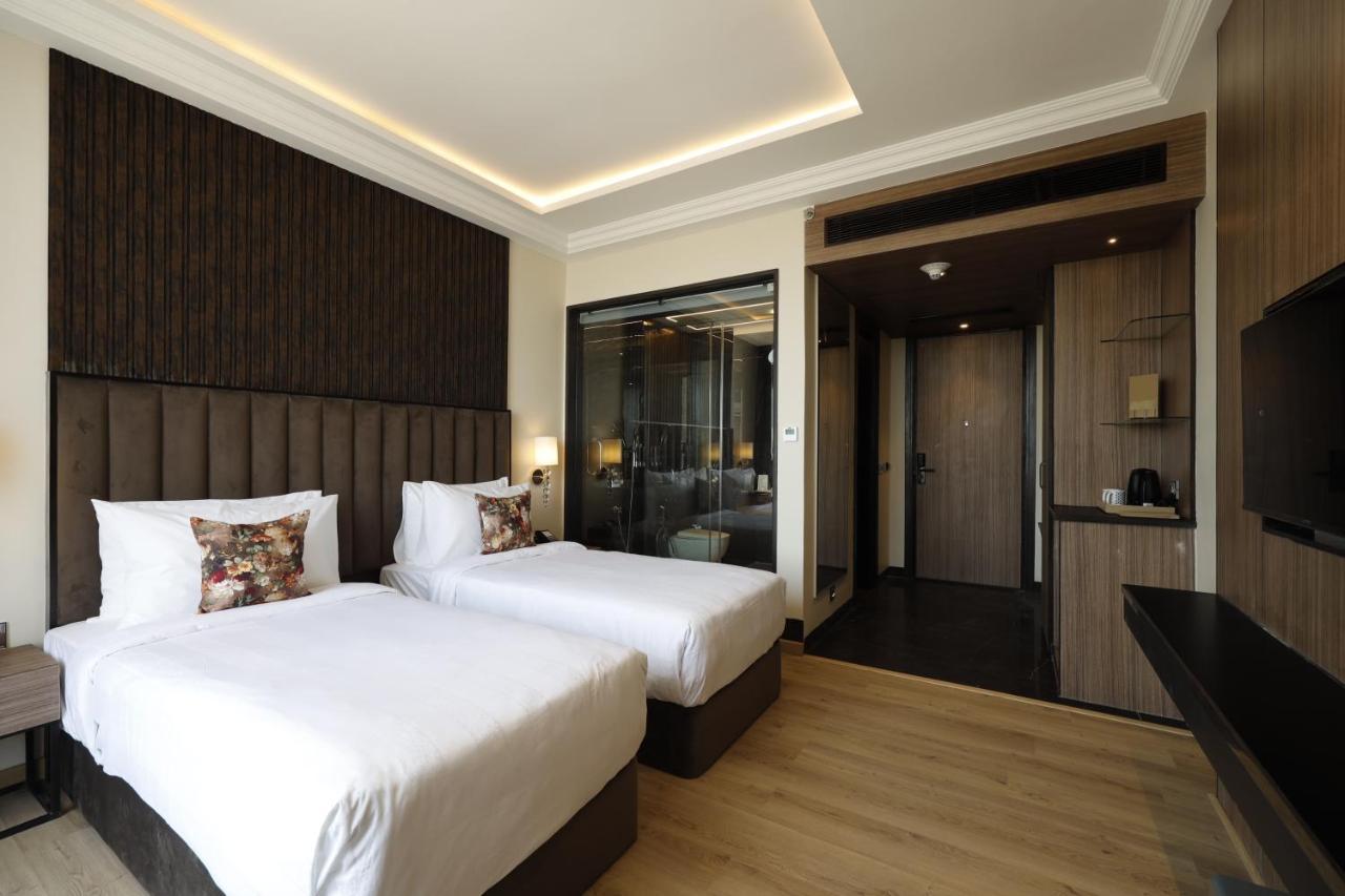 Fortune Ranjit Vihar, - Member Itc Hotels' Group Hotel 4*