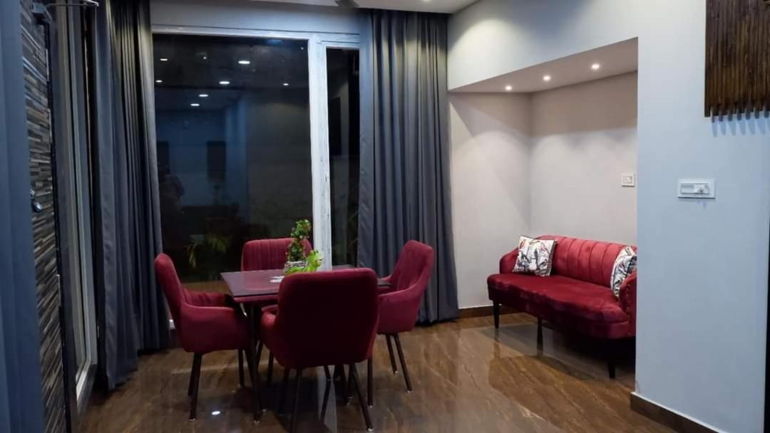 Greystone Villa: Luxurious Retreat With Pool And Entertainment Villa Amritsar