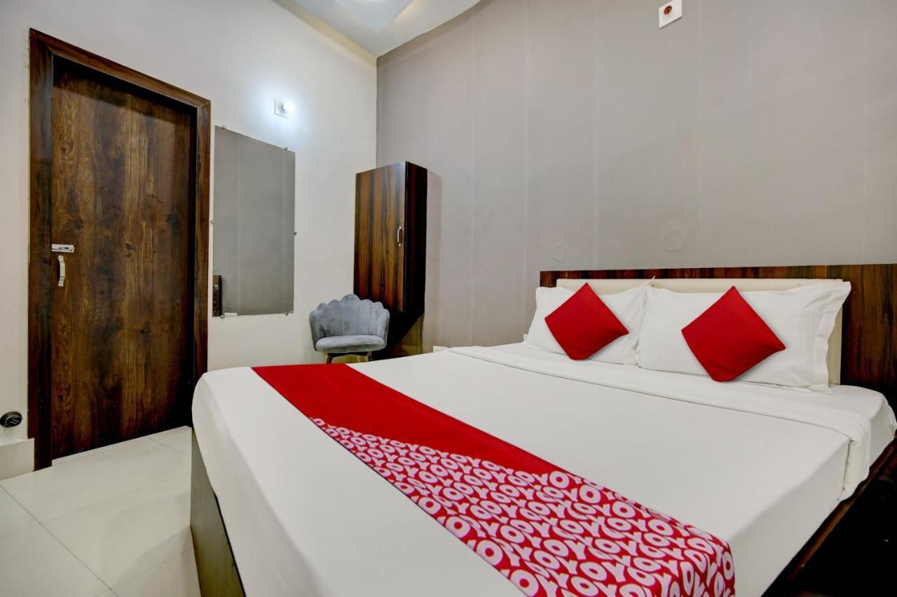 Oyo Flagship Inder Hotel 3*