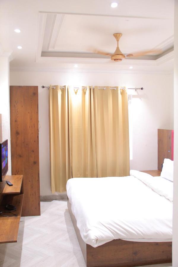 Hotel Hotel Gold Coin -- Near Golden Temple -- Special Rooms For Families, Couples, Corporate Amritsar