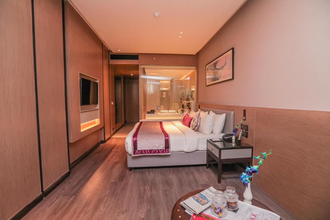 Hotel Regenta Place Verka Amritsar 4*