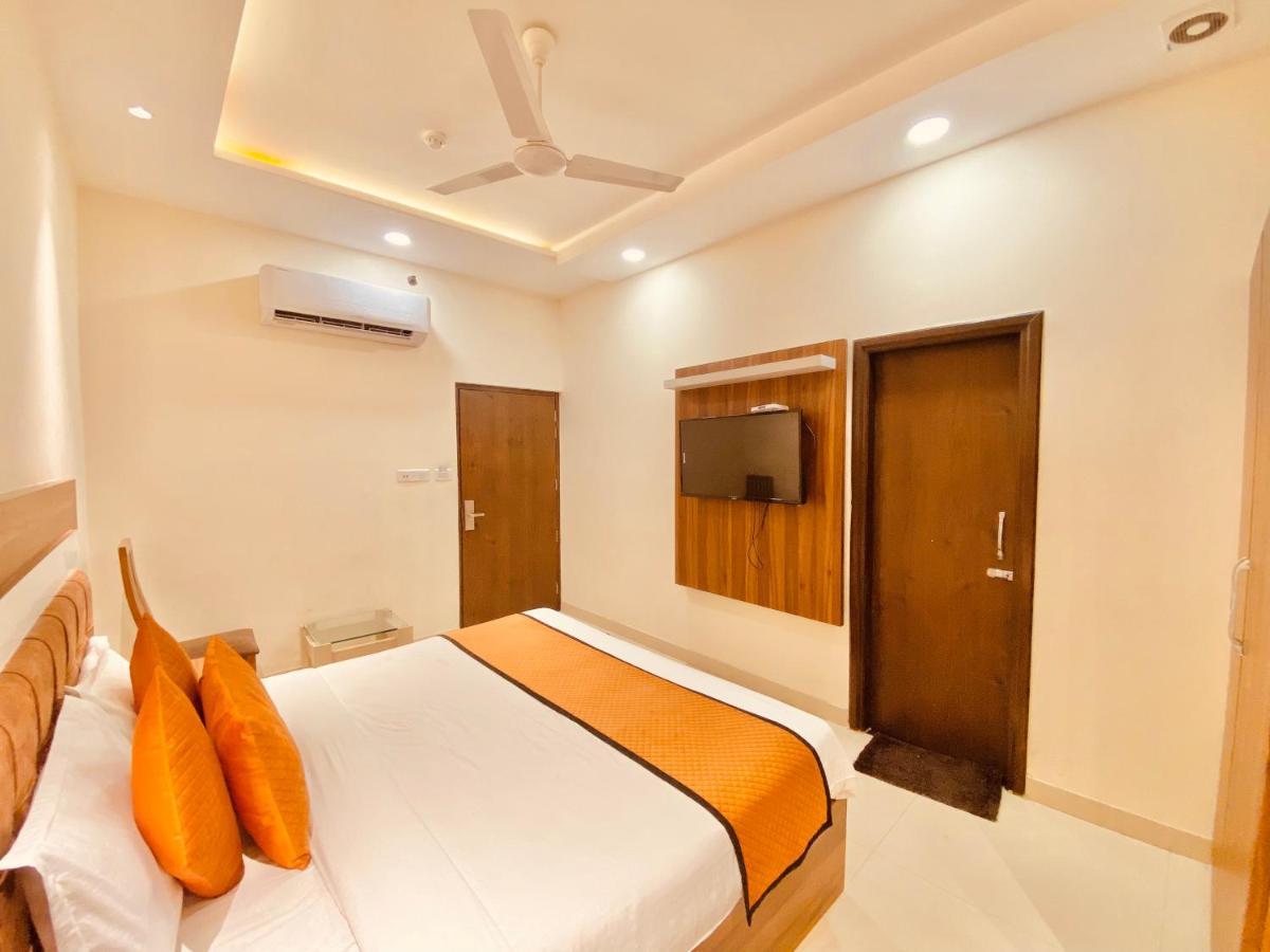 White And Restaurant 300 Mtr From Golden Temple 3* Amritsar