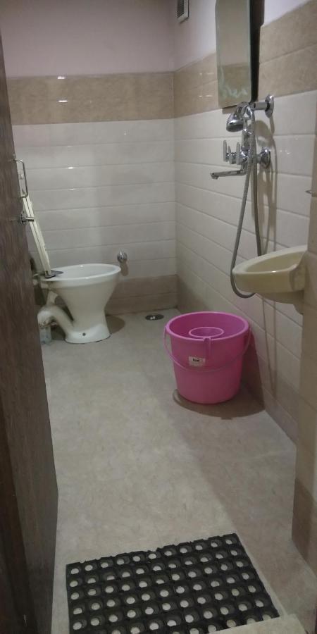 Osahan Paradise Near Golden Temple And Park View Homestay Amritsar
