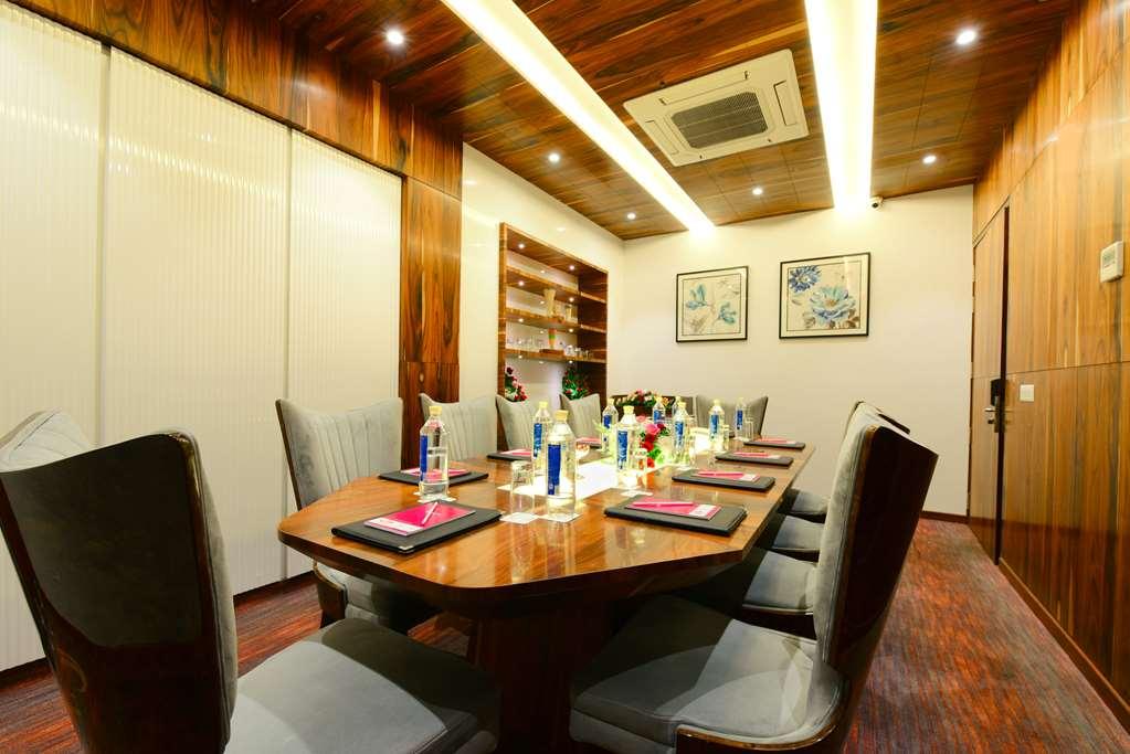 Surestay By Western Model Town 3* Amritsar