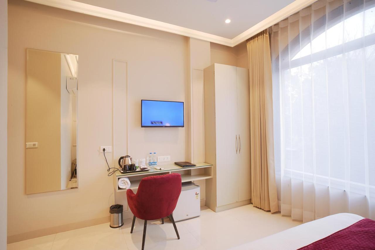 Hotel Land Heights