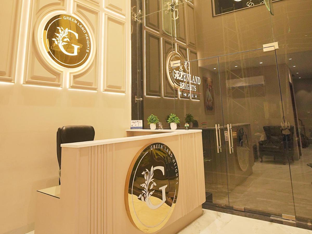 Hotel Land Heights