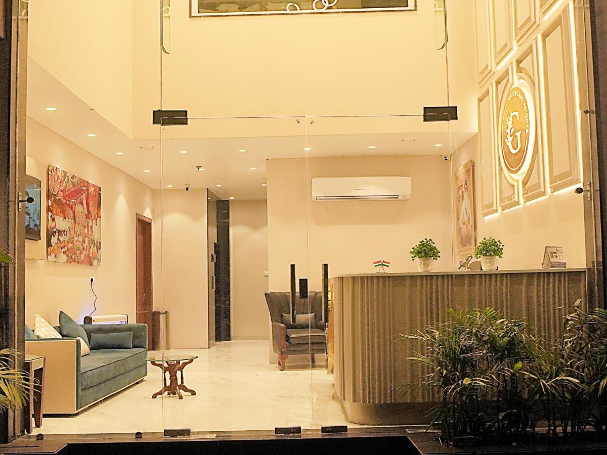 Hotel Land Heights
