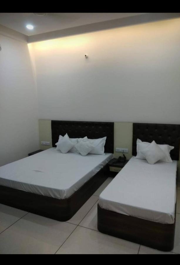 Hotel Kesari Root *