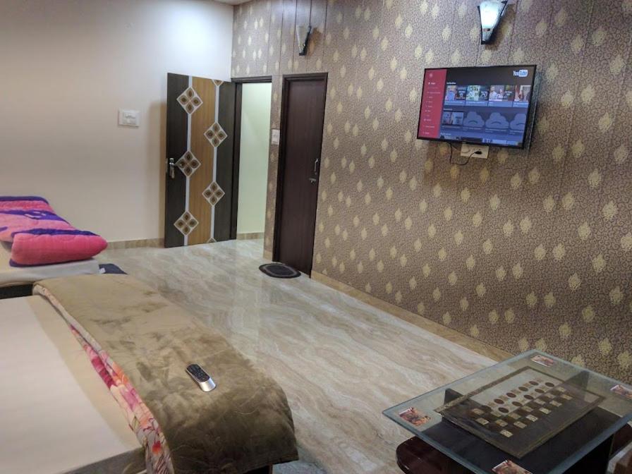 Mye - 2 Km From Golden Temple Homestay *