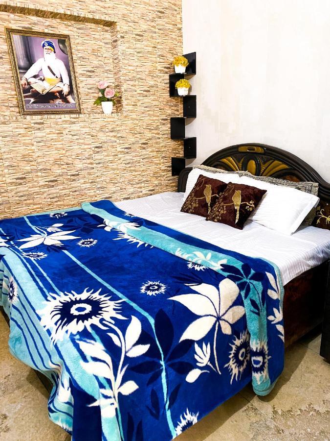 Cozy 1 Bhk With Free Pickup. Apartment Amritsar