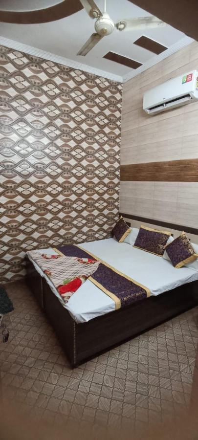 Punjabi Residency 2*
