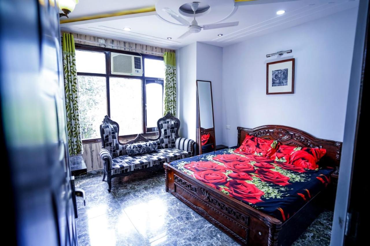 Hotel Pacific Grand
