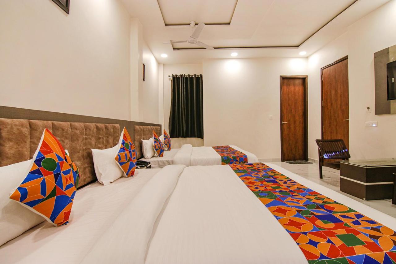 Fabhotel Aryan Grand Hotel