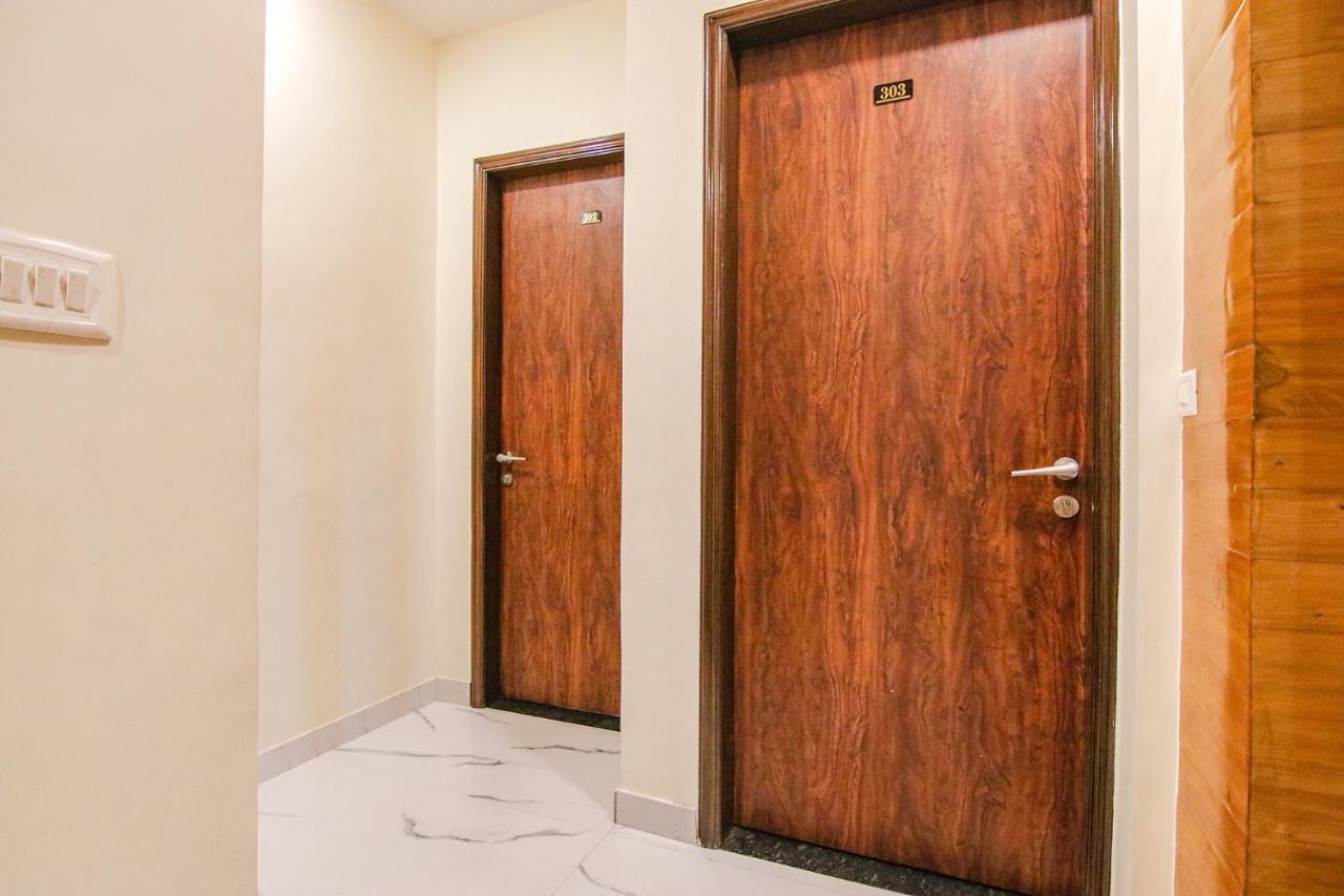 Fabhotel Aryan Grand 3*