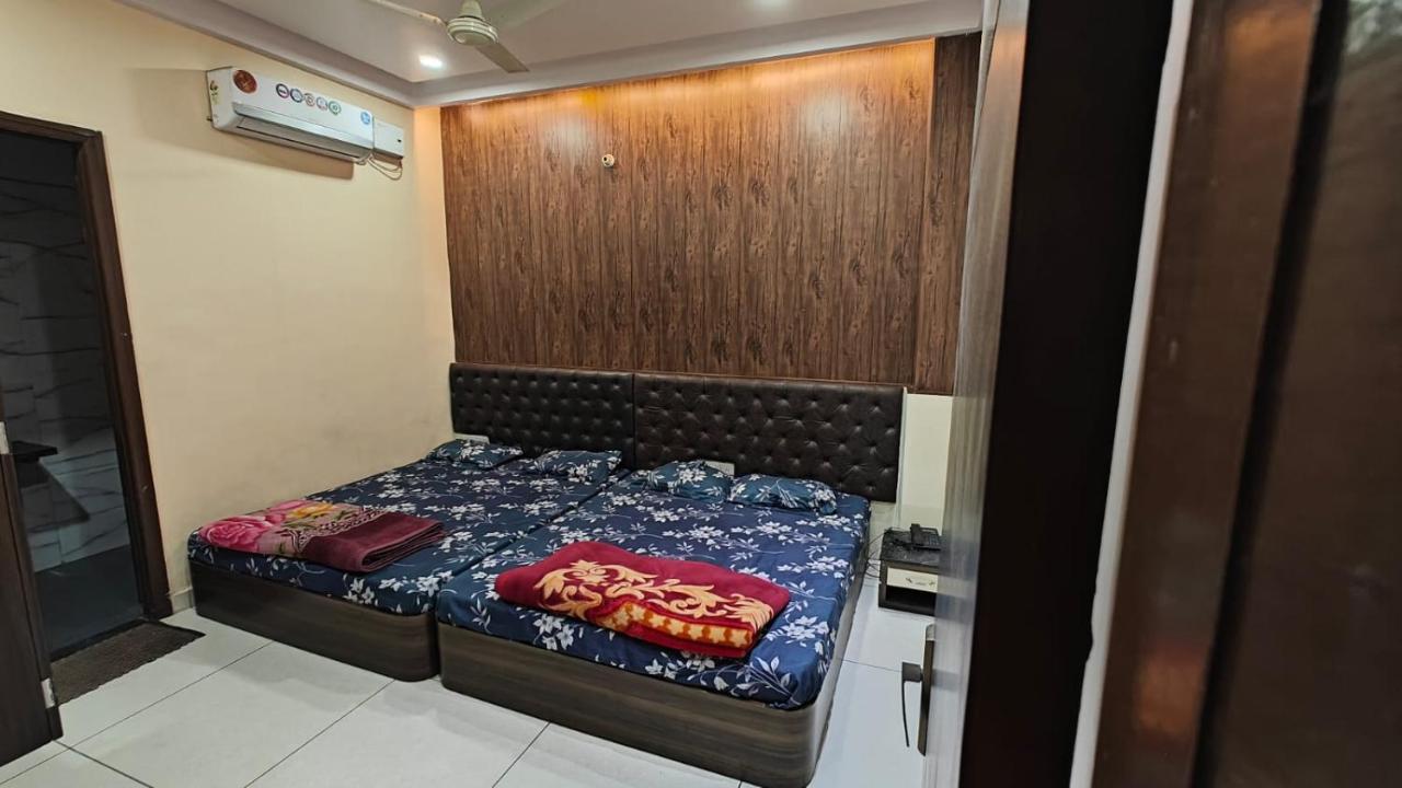 Hotel Kesari Root