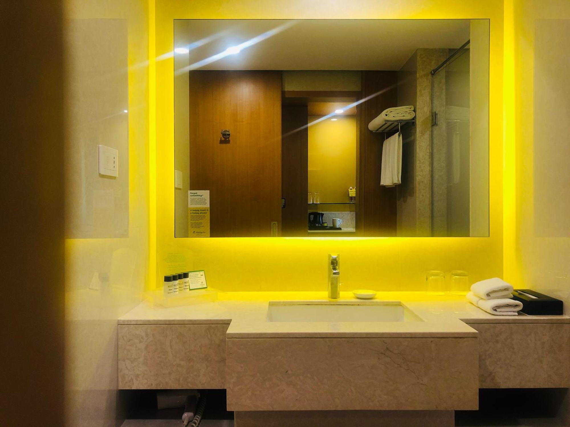 Ranjit Avenue By Ihg 4*