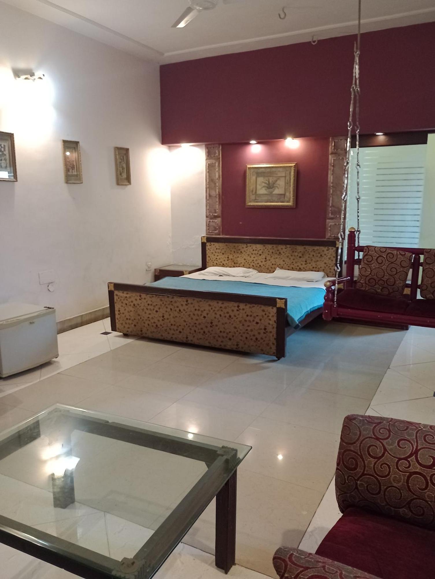Airlines Hotel 2*