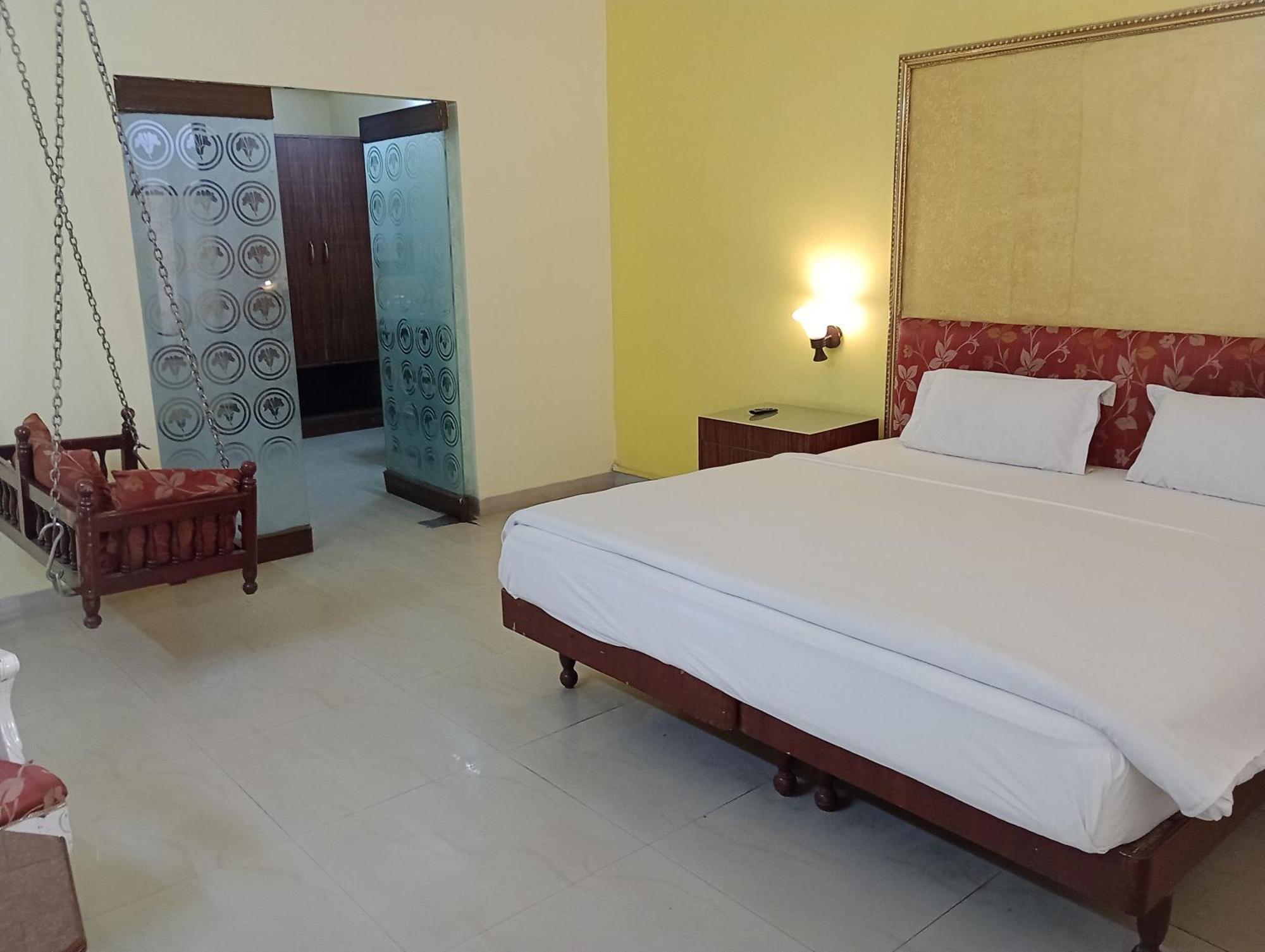 Airlines Hotel 2*