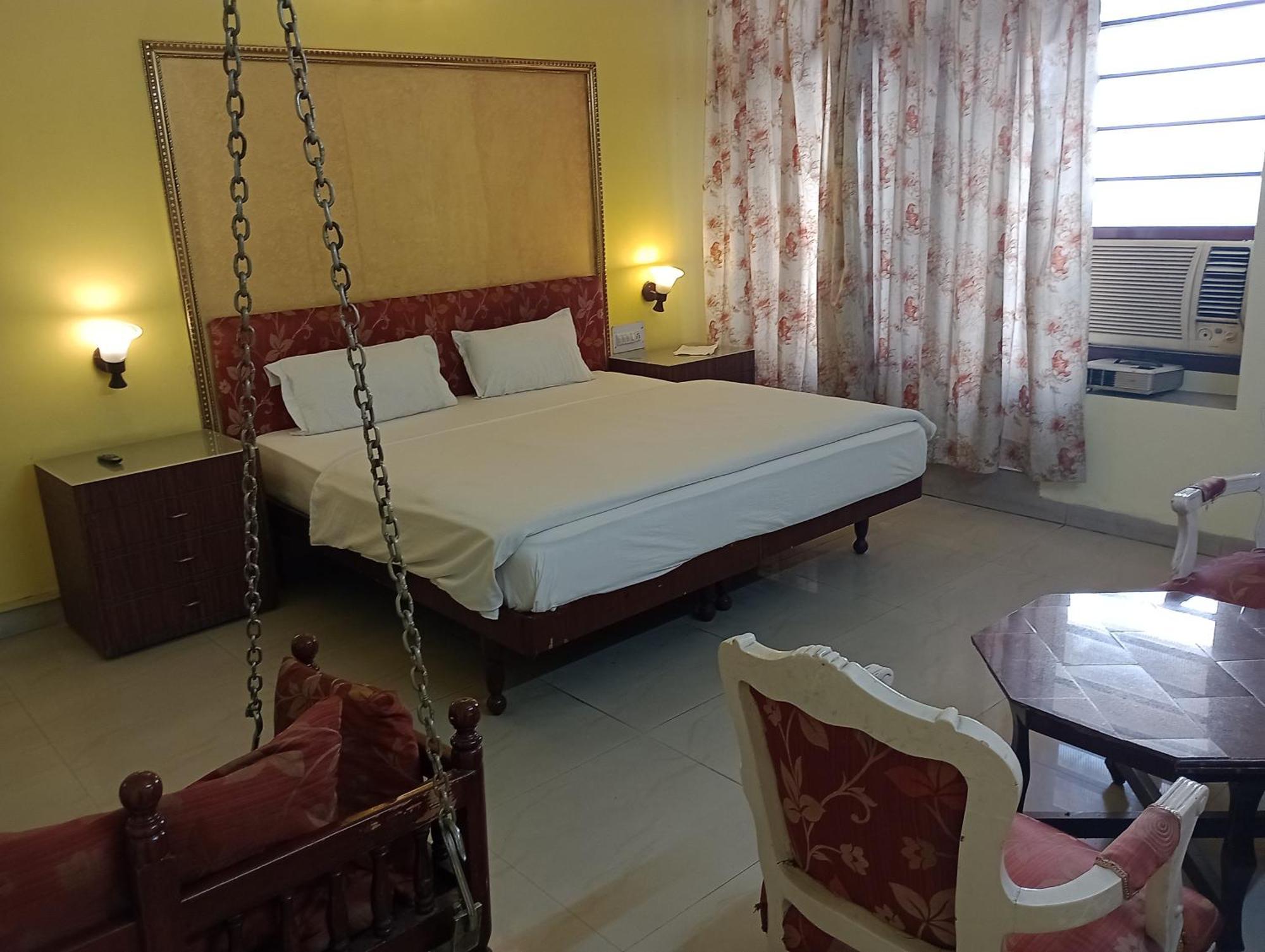 Airlines Hotel Amritsar