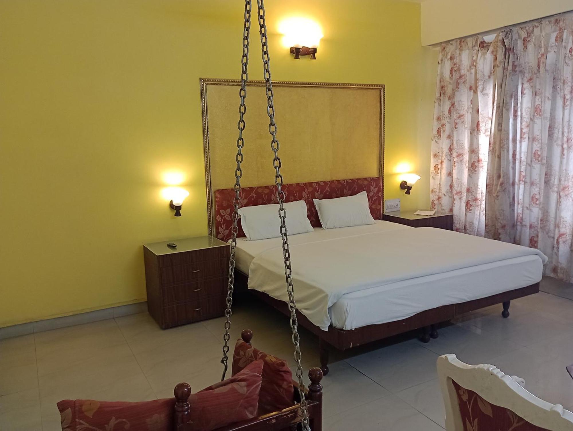 Airlines Hotel 2*