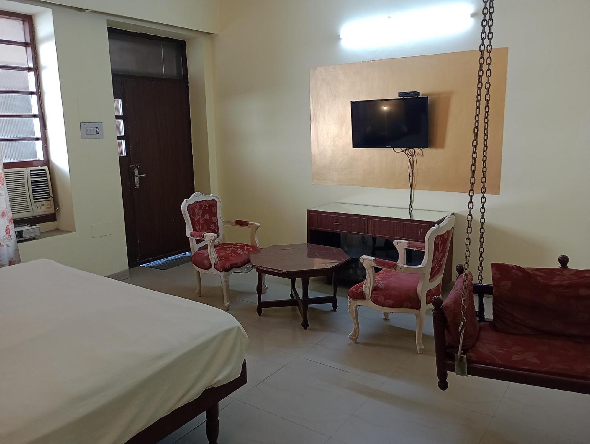 Hotel Airlines Amritsar