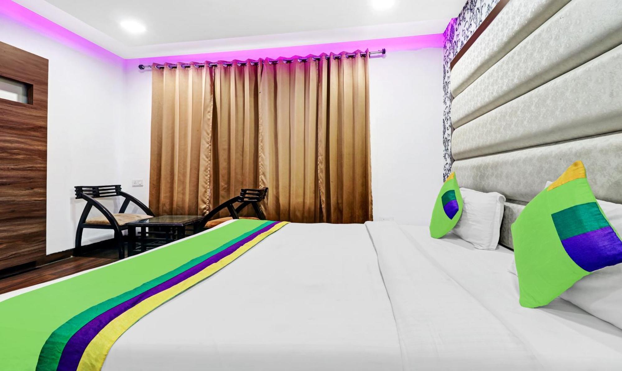 Itsy Unique - Near Railway Station Hotel Amritsar