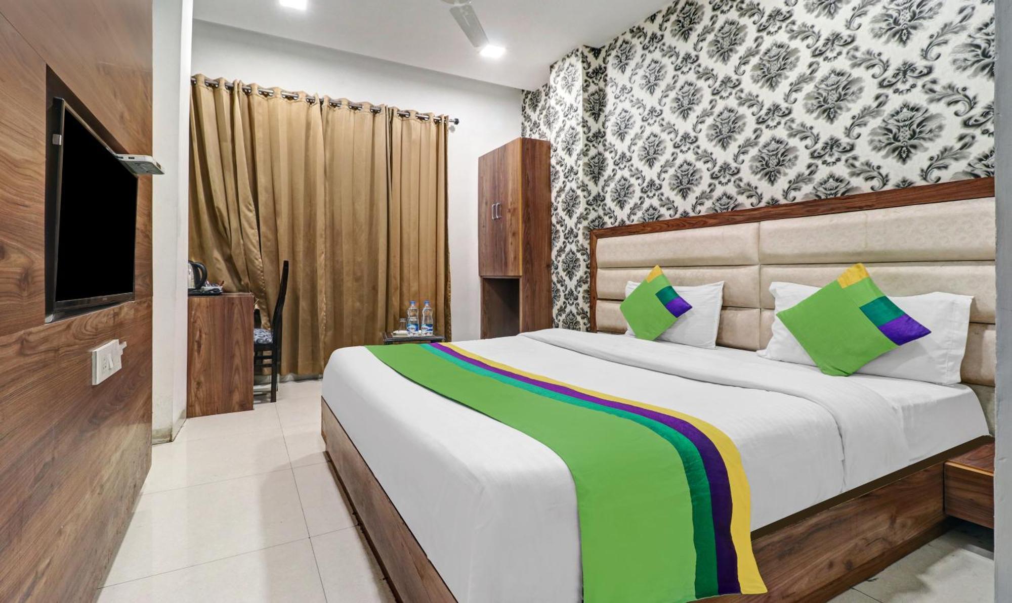 Itsy Unique - Near Railway Station Hotel Amritsar