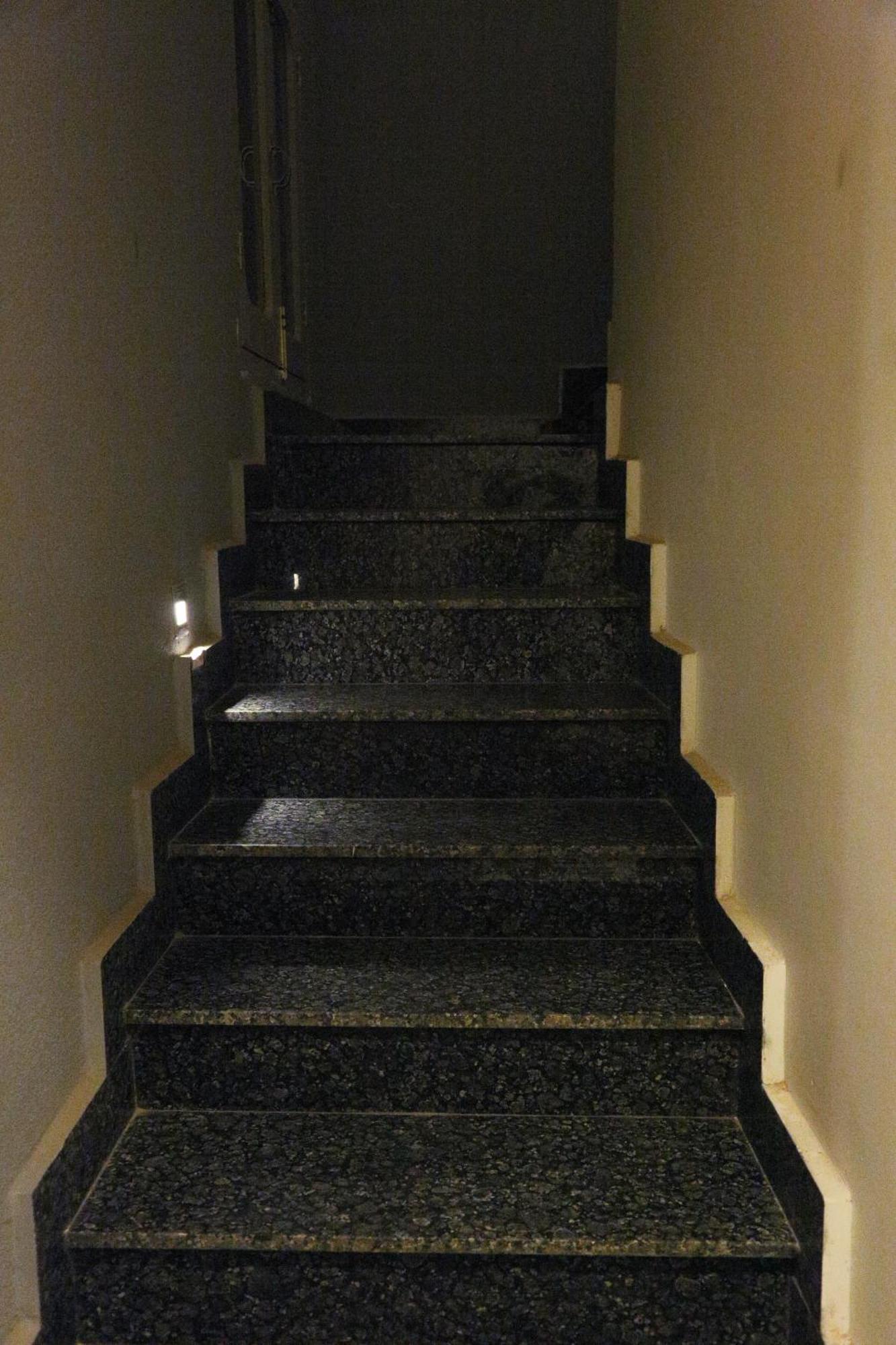 Jr Grand 100 Meter From Golden Temple Hotel 3*