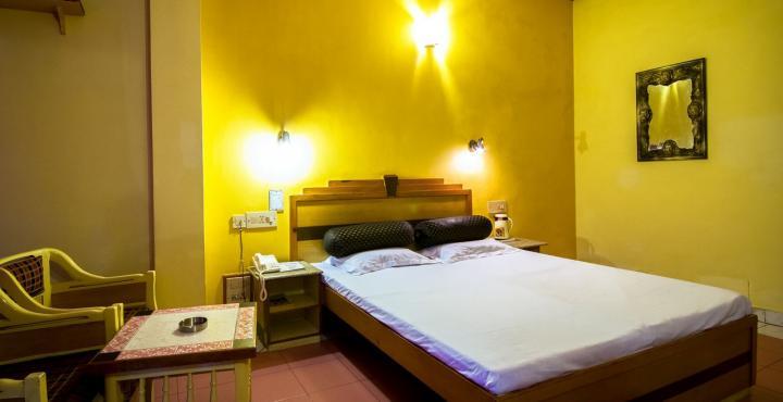 Sun Towers Hotel