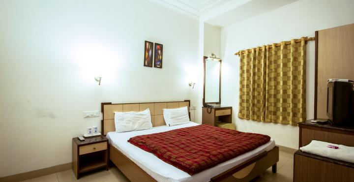 Hotel Sapphire Opposite Golden Temple Amritsar