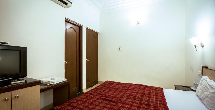 Hotel Sapphire Opposite Golden Temple 3*